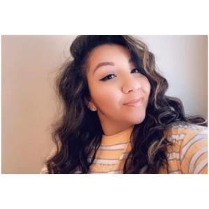 Meet your Posher, Ivette